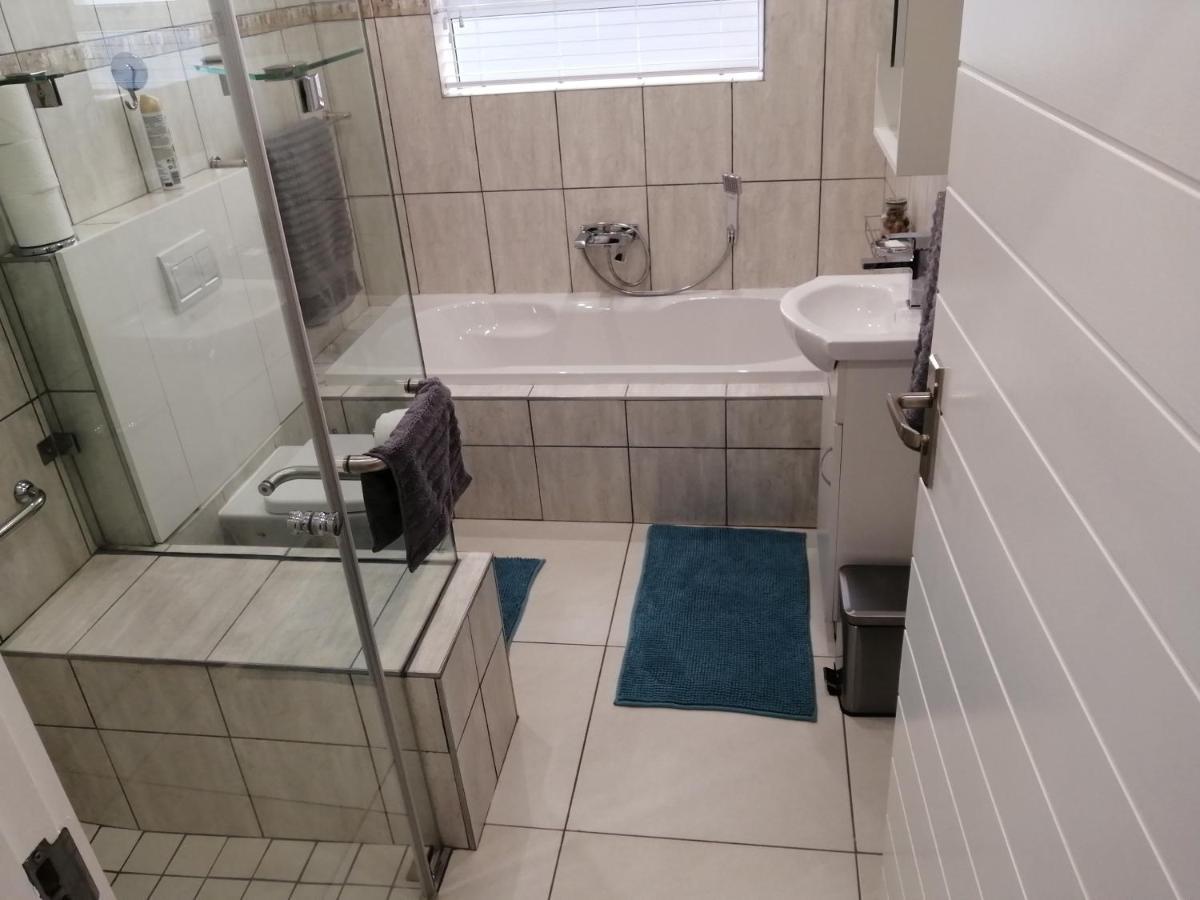 Ocean Room @ 66 Fynbos Mosselbaai Buitenkant foto
